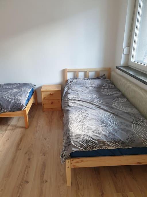 Schoene 2 Zimmer Wohnung Im Herzen Von Gleisdorf Exterior photo